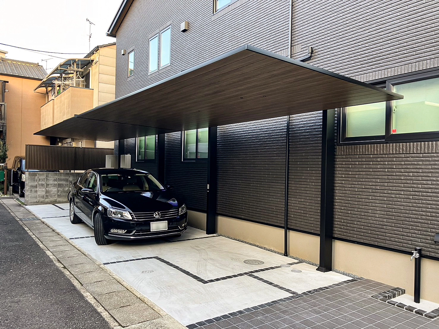 片側支持縦列駐車のカーポートSC駐車場