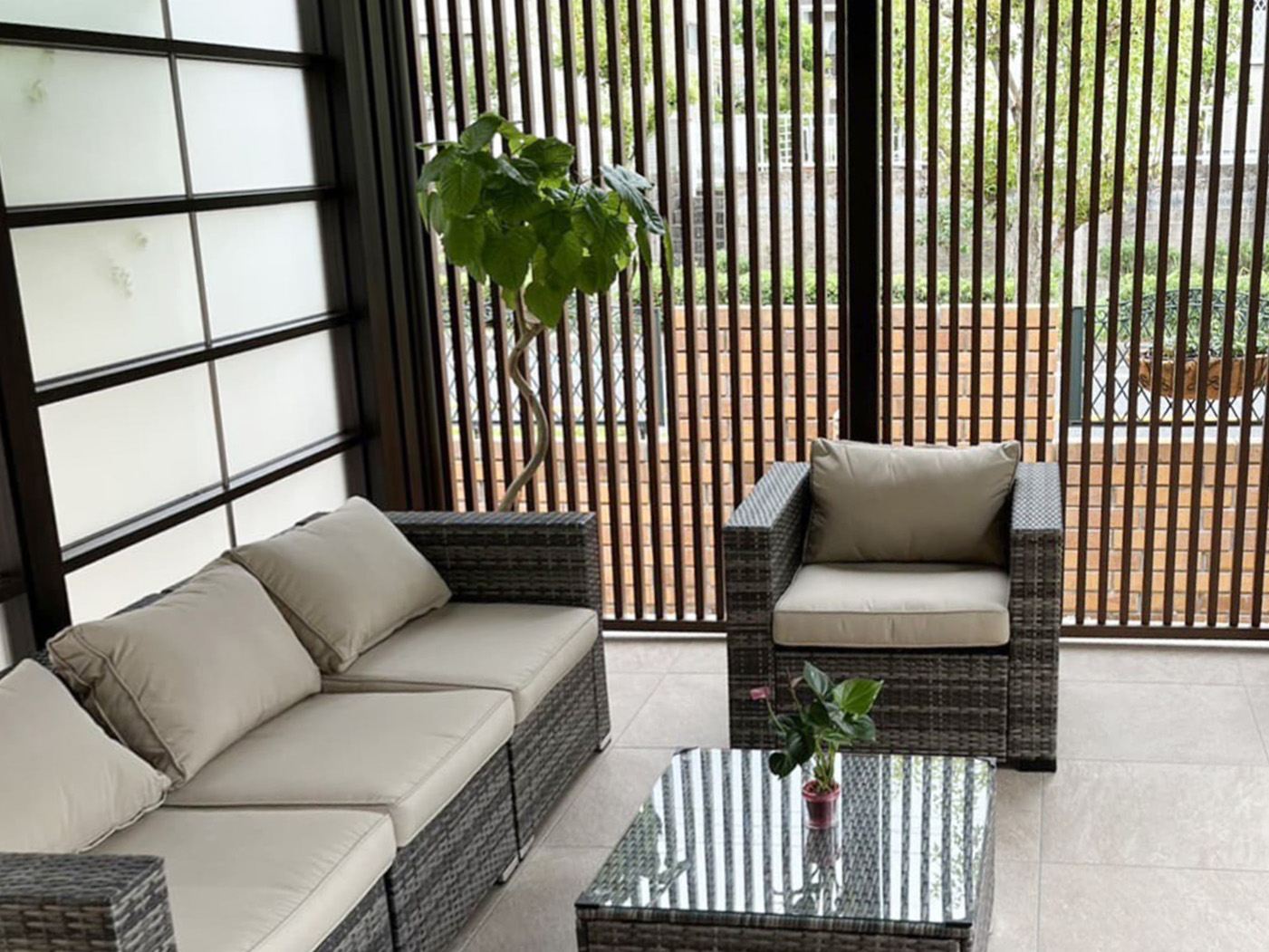 アウトドアリビングでお庭時間を豊かに